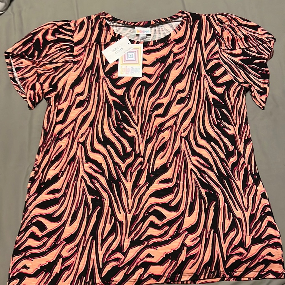 LuLaRoe Olive Shirt